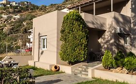 Elio A 1Bdr Apt With Garden 1 Min From The Beach By Hospi